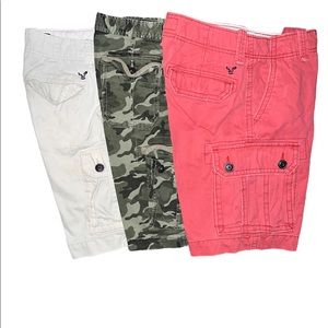 3pc. Lot young mens cargo shorts excellent condition all size US 28